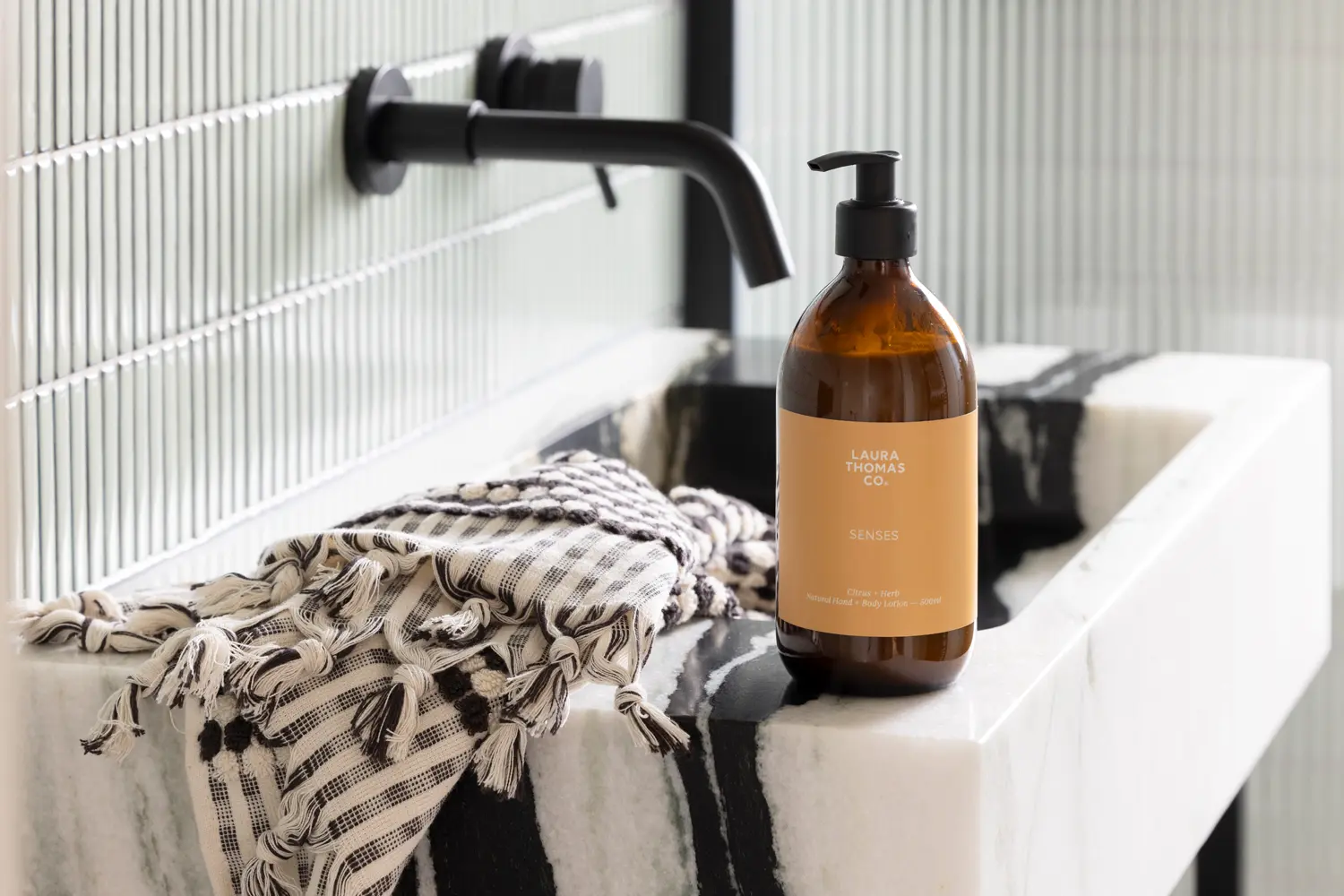 Black & White Spot Terry Hand Towel