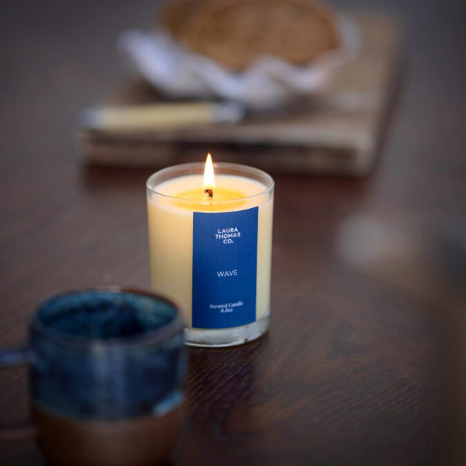 Wave Coastal Candle smell fresh and uplifting like a dip in the North Sea