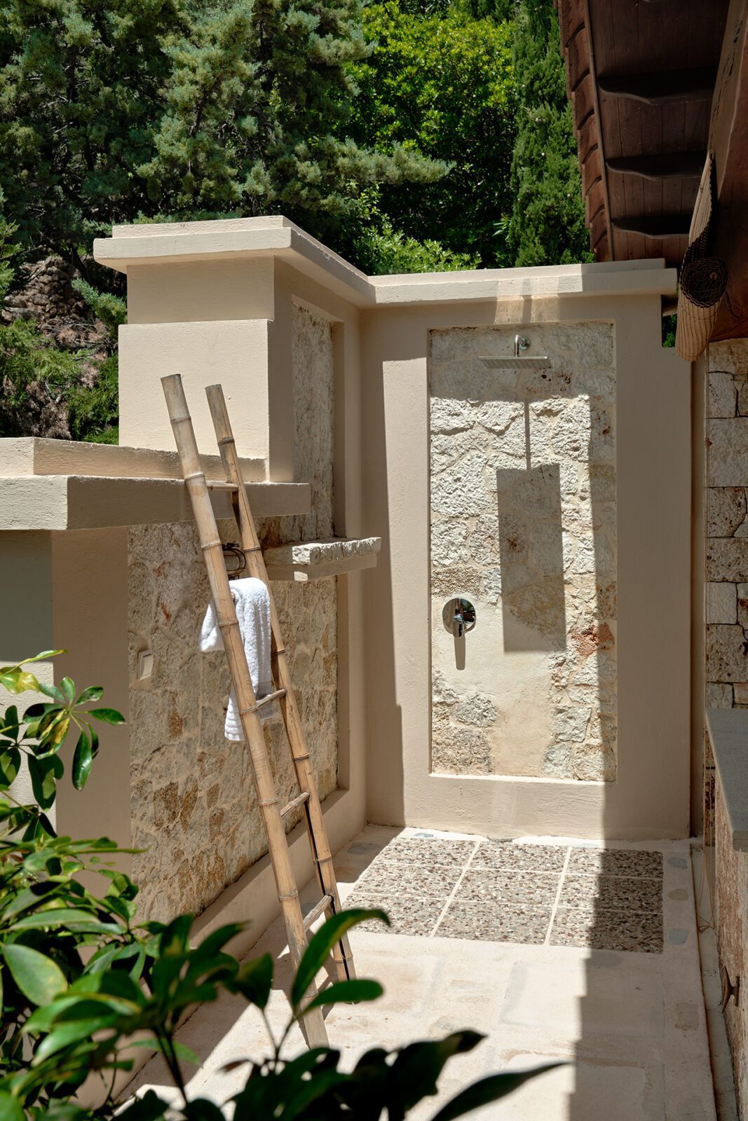 Buddha Villa Room 1 - Outdoor Shower