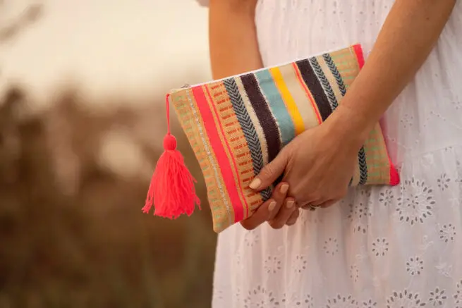 Coral Crush Clutch